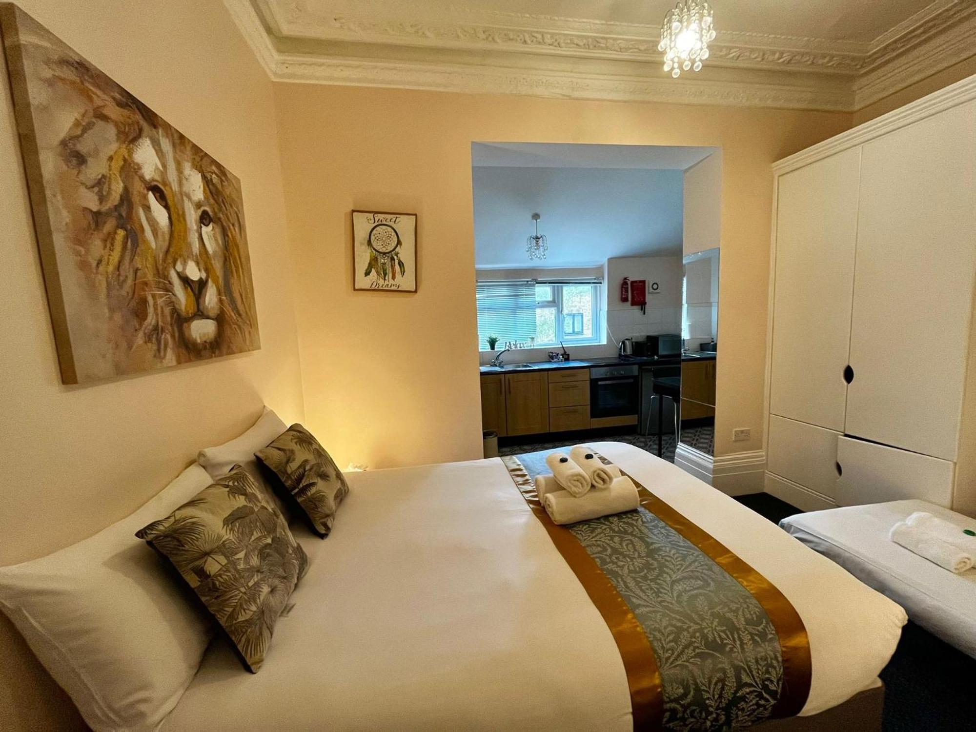 United Lodge Hotel Лондон Экстерьер фото